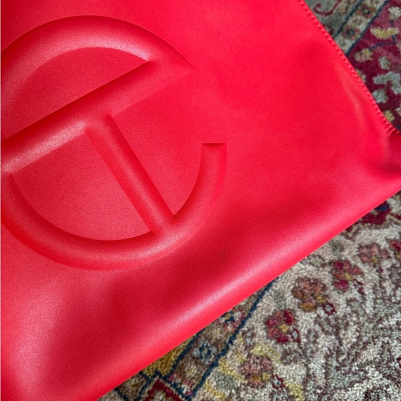 Telfar Red Medium Shopper - Picture 2 of 4